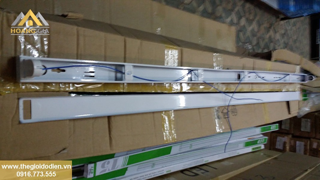 Bộ máng đèn tuýp led