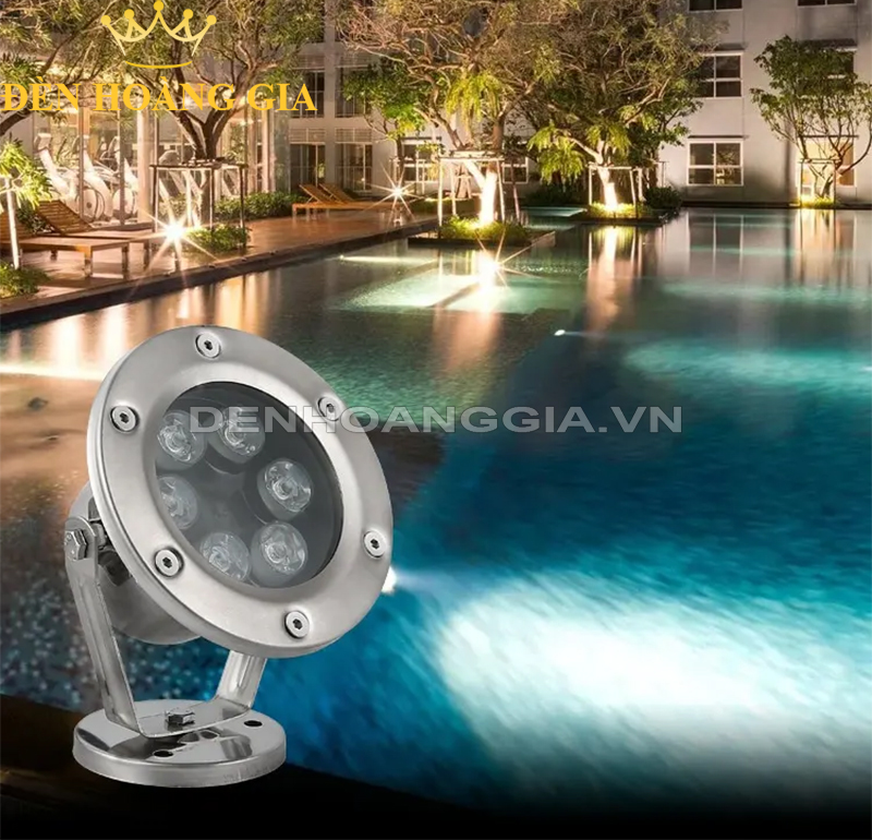 Đèn led âm nước có quang thông cao và độ bền khi sử dụng dưới nước