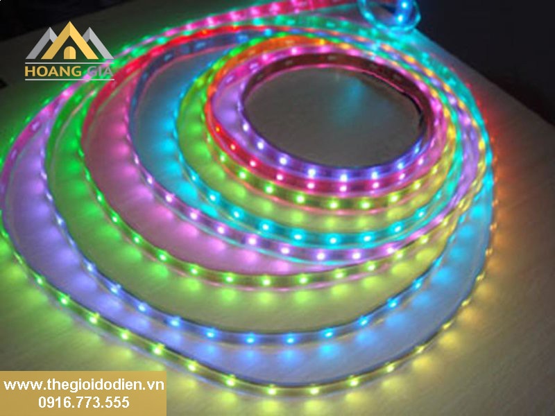 Những điểm khác biệt giữa đèn LED dây cao cấp 2835 và LED dây đổi màu 5050