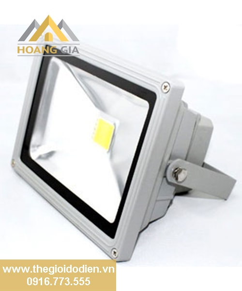Lựa chọn đèn led chiếu sáng cho nhà xưởng chất lượng tốt nhất Lựa chọn đèn led chiếu sáng cho nhà xưởng chất lượng tốt nhất