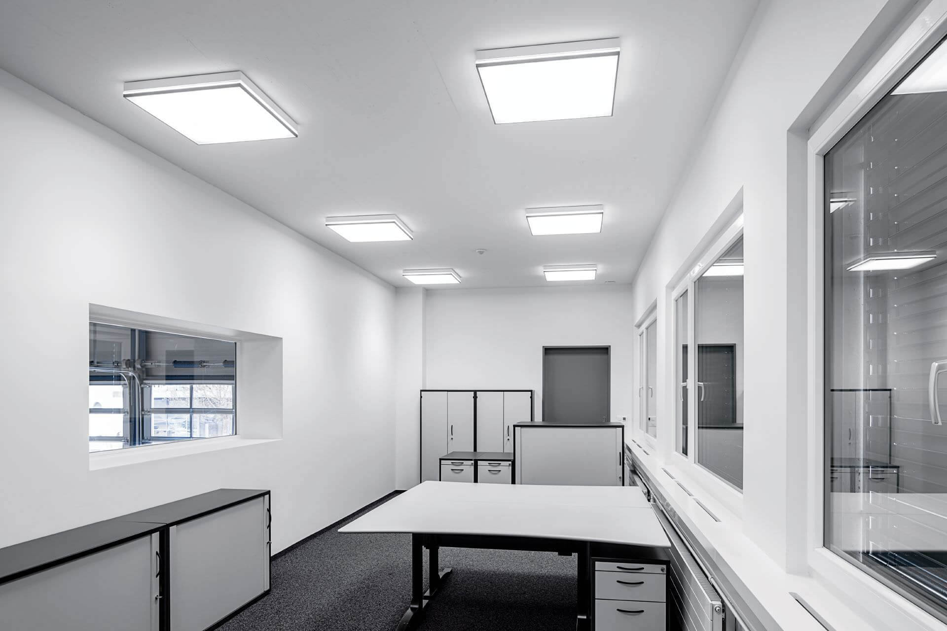 Đèn led ốp trần vuông văn phòng Đèn led ốp trần vuông Panel lắp trong văn phòng