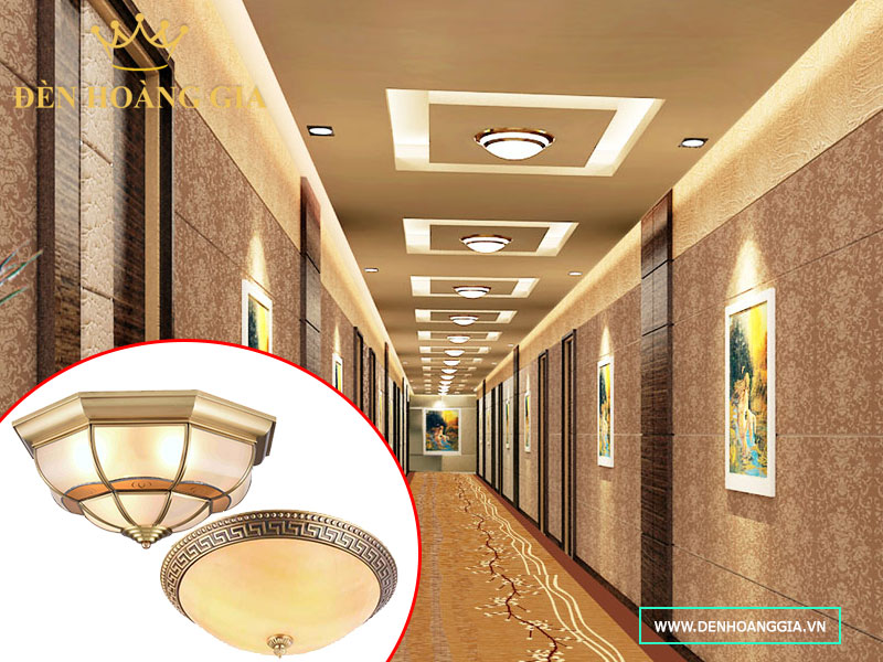Hành lang lắp đèn led ốp trần tân cổ điển và cổ điển