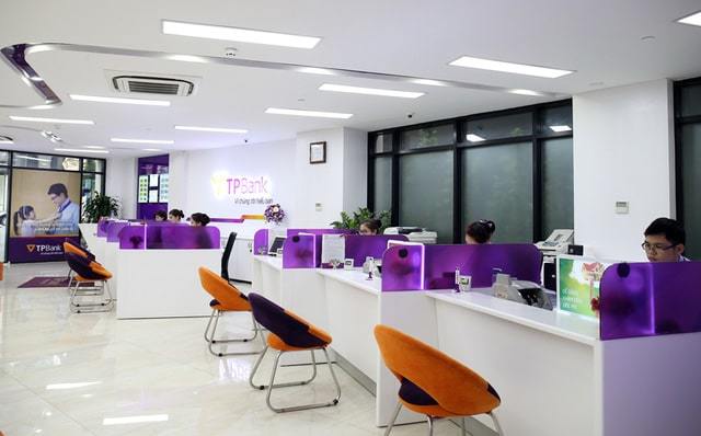 Đèn led Panel giúp ngân hàng Tpbank sang trọng, chuyên nghiệp hơn