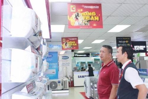Trung tâm thương mại Big C lắp đèn led Panel