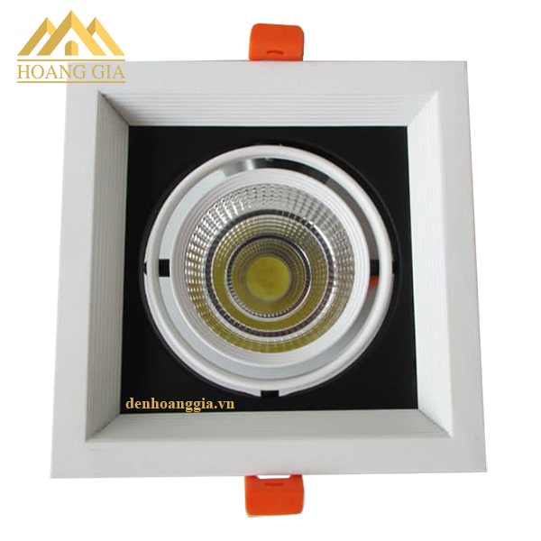 Đèn led âm trần vuông mặt lõm viền trắng nền đen