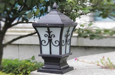 Thiết kế đèn trụ cổng Led theo phong cách hiện đại