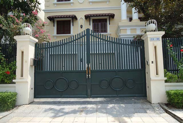 Đèn trụ cổng có thiết kế khép kín, độ bền cao Đèn trụ cổng có thiết kế khép kín, độ bền cao