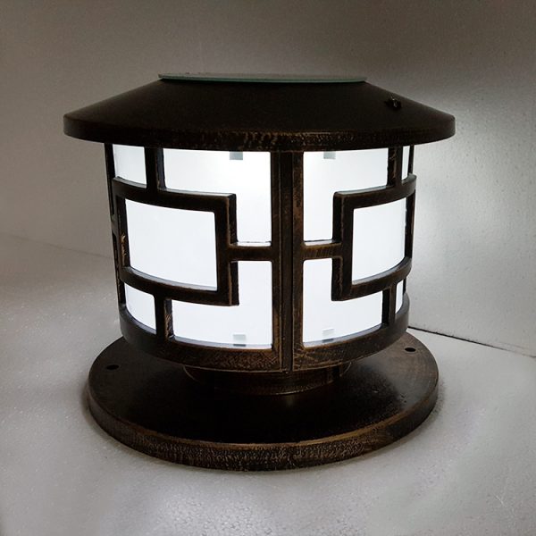 Đèn hàng rào sử dụng chất liệu bền chắc kết hợp với công nghệ led hiện đại giúp đèn hoạt động ổn định và có tuổi thọ cao