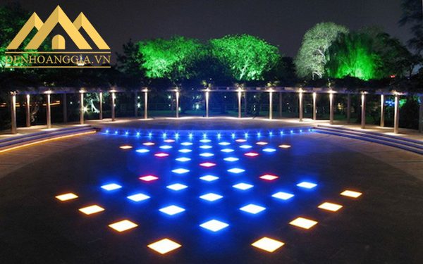 Đèn led âm đất 24w giá tốt, chính hãng có ánh sáng tự nhiên không chói lóa