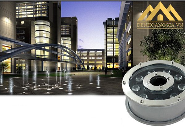 Đèn led âm nước bánh xe 12w có phương chiếu thẳng đứng nên lắp đặt ở những không gian có vòi phun nước sẽ tạo được điểm nổi bật riêng với nhiều màu sắc
