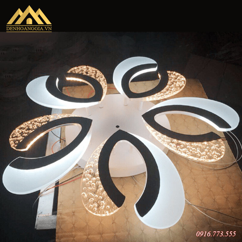 Đèn mâm Led mica 3 màu HGA-V27