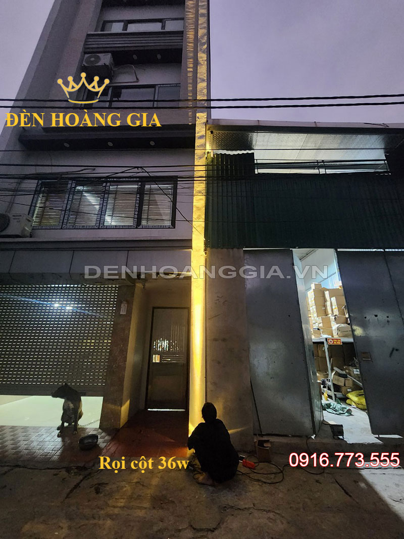 Test đèn led rọi cột 36w, với tia sáng hẹp và cực mạnh. Đèn có thể chiếu vào tường có kích thước mảnh