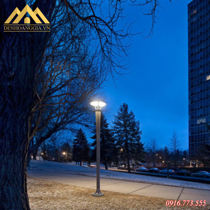 Ứng dụng đèn trụ sân vườn HGA-TSV17 chiếu sáng đường phố