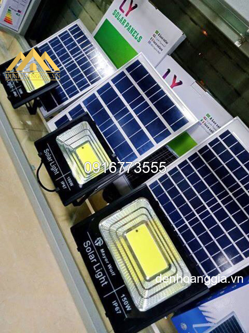 Các loại công suất đèn led pha năng lượng mặt trời Các loại công suất đèn led pha năng lượng mặt trời