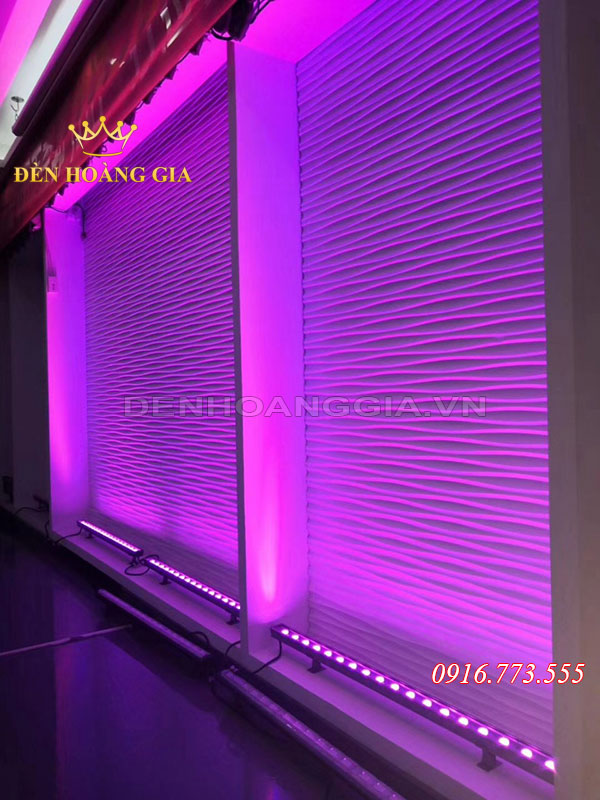 Đèn led thanh có rất nhiều màu ánh sáng để bạn lựa chọn. Ví dụ như xanh, đỏ, tím, vàng, trắng
