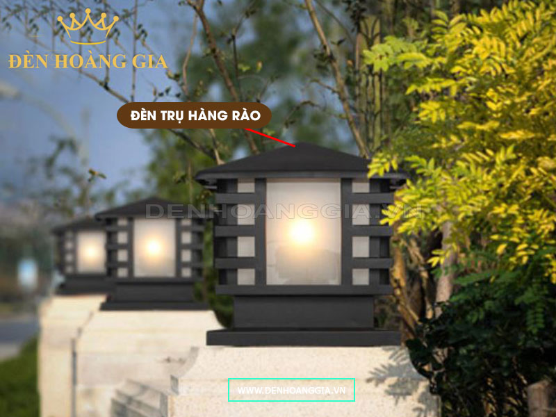 Trang trí chiếu sáng cây cối với đèn trụ tường rào