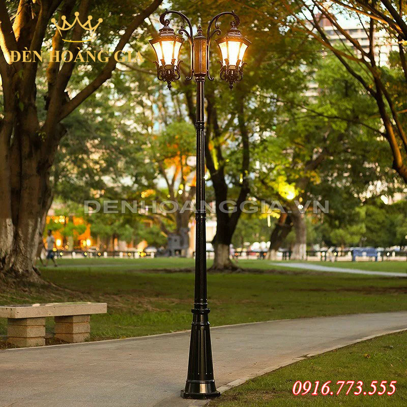 Đèn led trụ sân vườn cao 2 bóng DHG-CSVCD2B01