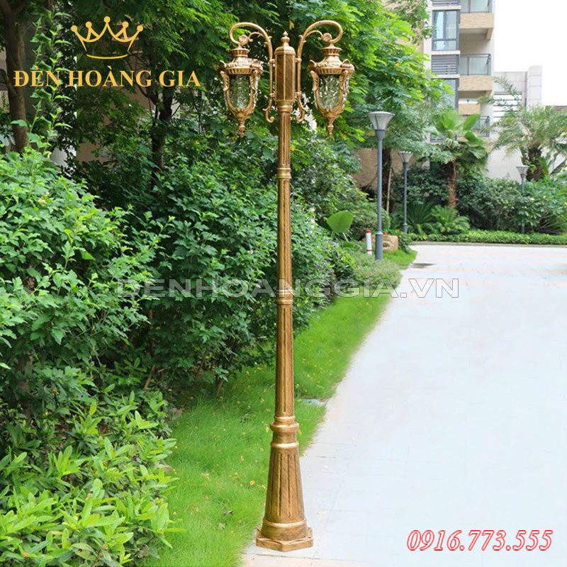 Đèn led trụ sân vườn cao 2 bóng DHG-CSVCD2B03