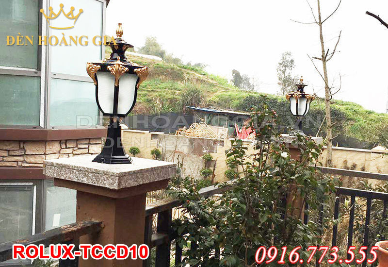 Lắp đèn trụ cổng cổ điển cho lan can ban công