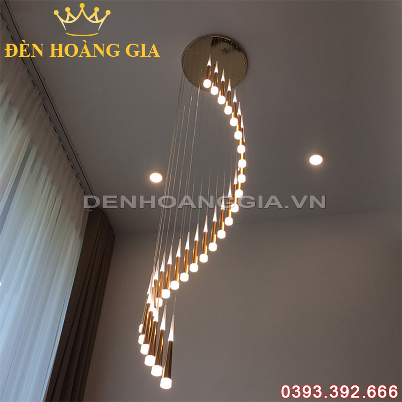 Đèn Led thả thông tầng sao băng 28 bóng Rolux-DCTTSB28B