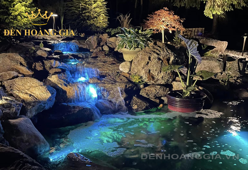 Xanh dương là màu ánh sáng lý tưởng cho thác nước