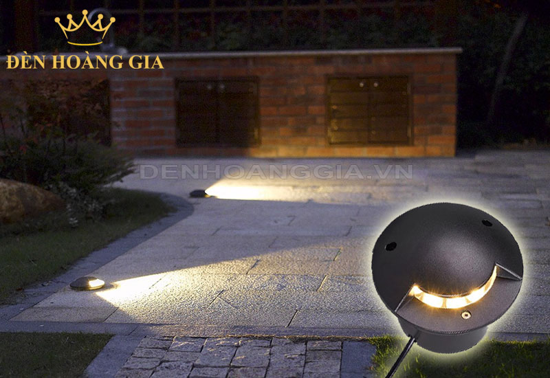 Đèn led âm đất chiếu hắt ngang 1 hướng lắp cho lối đi sân vườn