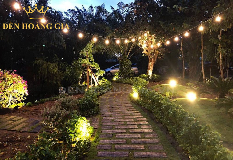Chiếu sáng lối đi sân vườn