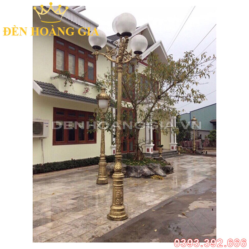 Đèn led trụ sân vườn cao 4 bóng Rolux-TSVCD4B08