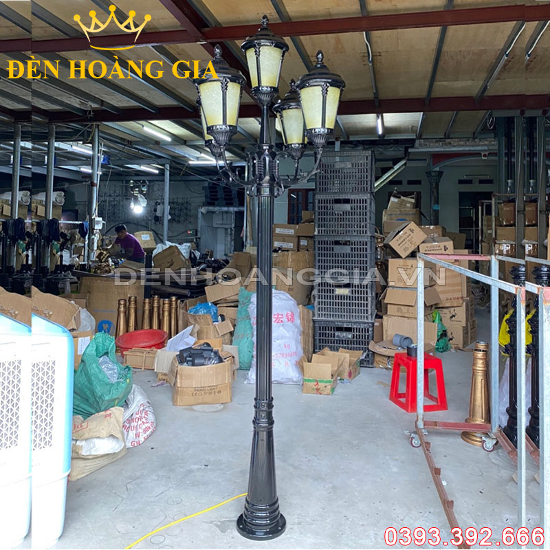 Đèn led trụ sân vườn cao 5 bóng Rolux-TSVCD5B09