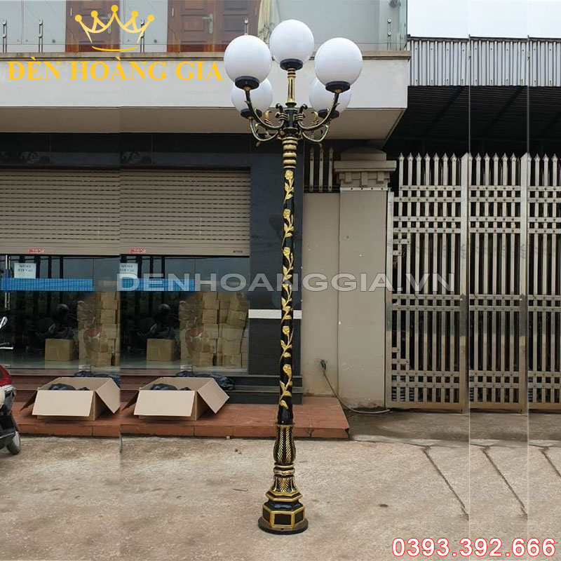 Đèn led trụ sân vườn cao 5 bóng Rolux-TSVCD5B12