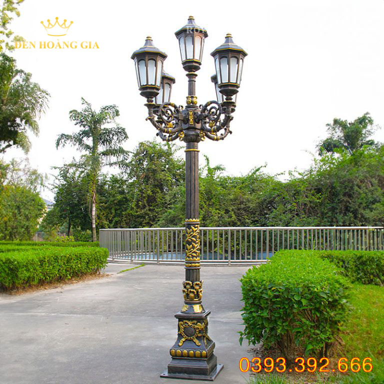 Đèn led trụ sân vườn cao cổ điển VIPPRO Rolux-TSVCDVIP05