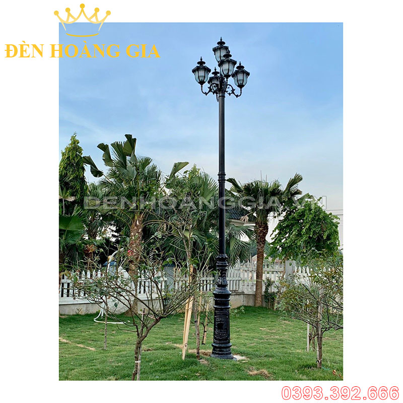 Đèn led trụ sân vườn cao 5 bóng Rolux-TSVCD5B17