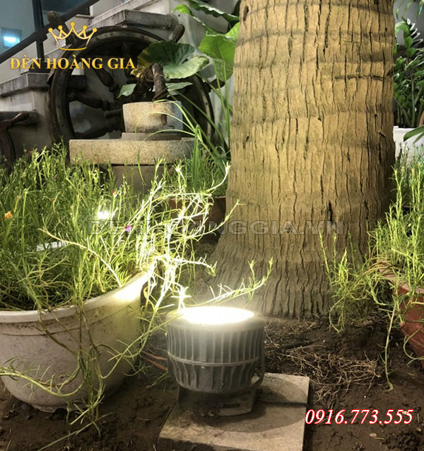 chiếu sáng sân vườn cao cấp 1