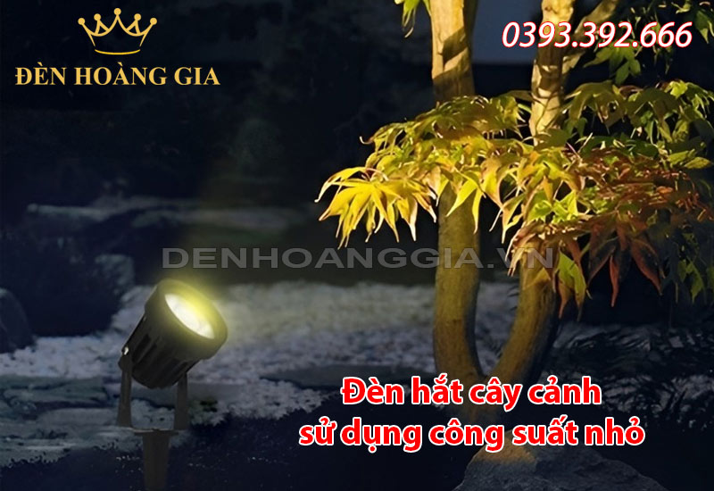 cong-suat-den-led-chieu-cay-canh