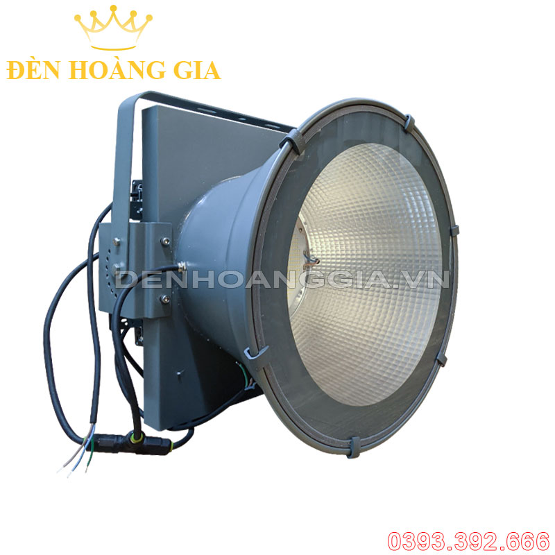 Đèn pha led cầu cảng V10 800w