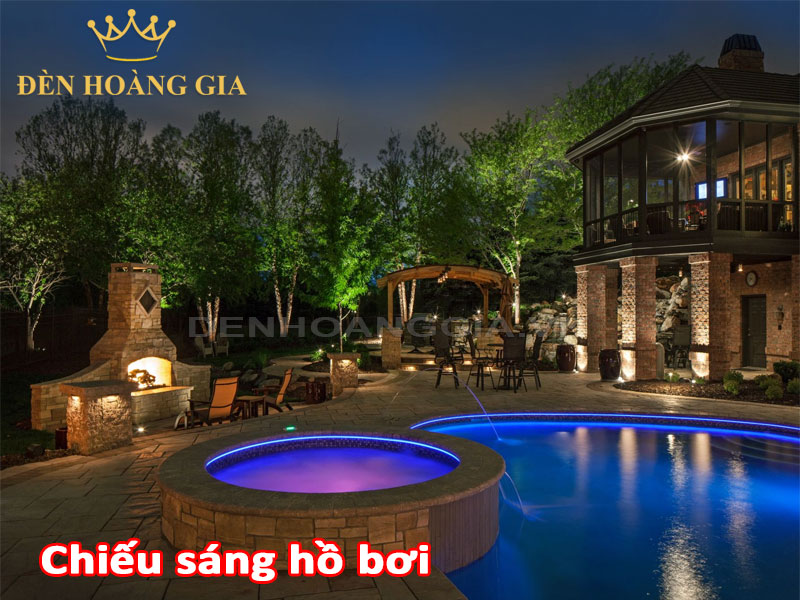 Chiếu sáng không gian hồ bơi tạo nên không gian lý tưởng để thư giãn, giải trí