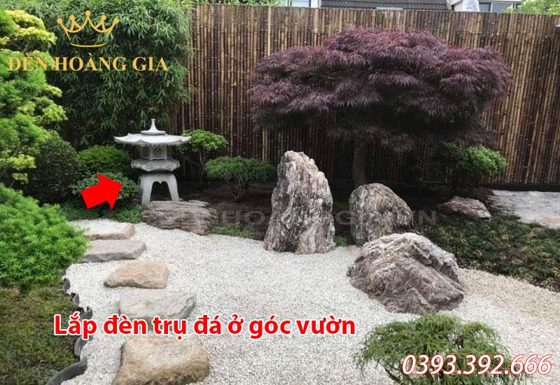 lap-den-da-trang-tri-o-goc-san-vuon