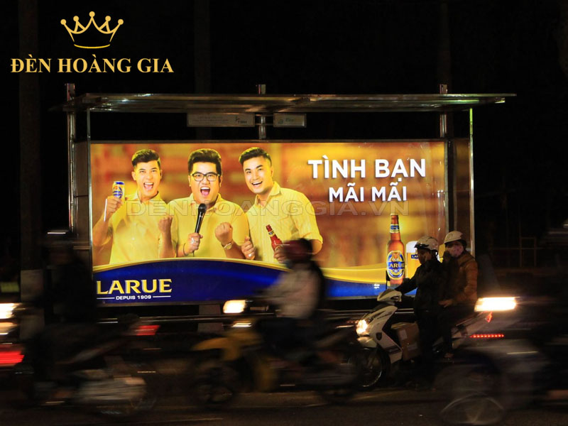Quảng Cáo Tại Trạm Xe Buýt