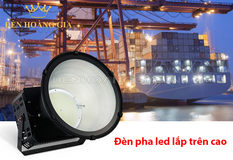 den-pha-led-lap-tren-cao