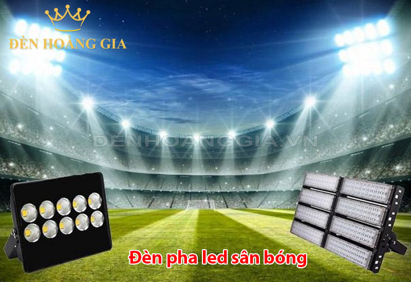 den-pha-led-san-bong-da-lap-tren-cao