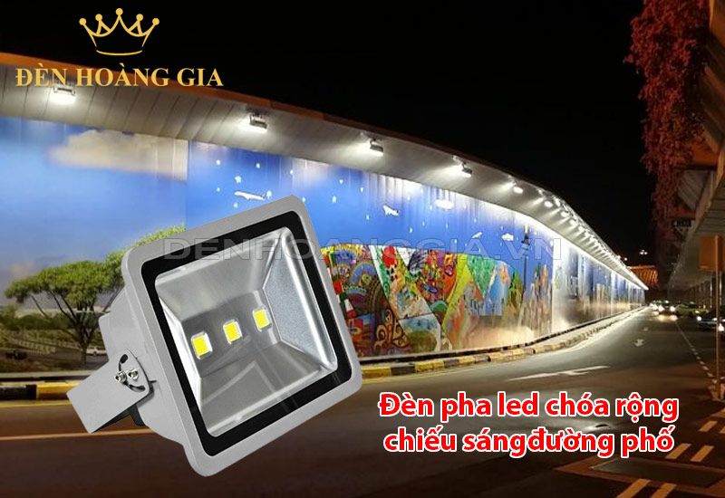 den-pha-led-choa-rong-chieu-sang-duong-pho