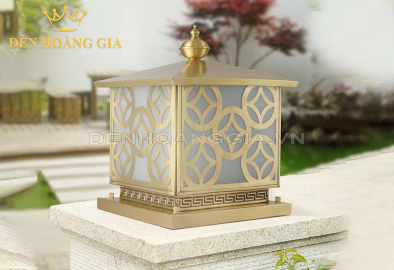 ung-dung-den-led-tru-cong-co-dien-600x600