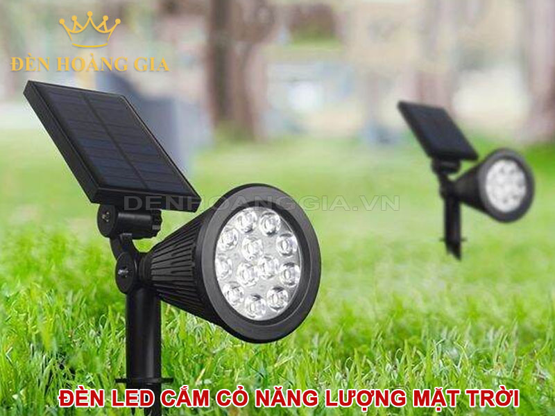 Đèn LED cắm cỏ năng lượng mặt trời