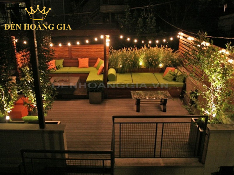 Đèn led dây trang trí sân vườn