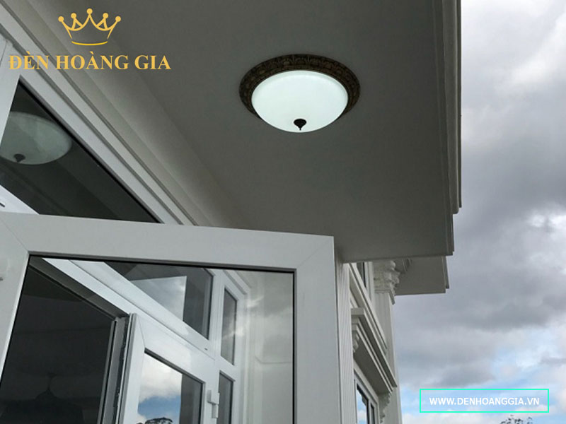 Ban công ngoài trời lắp đèn led ốp trần 24w cao cấp