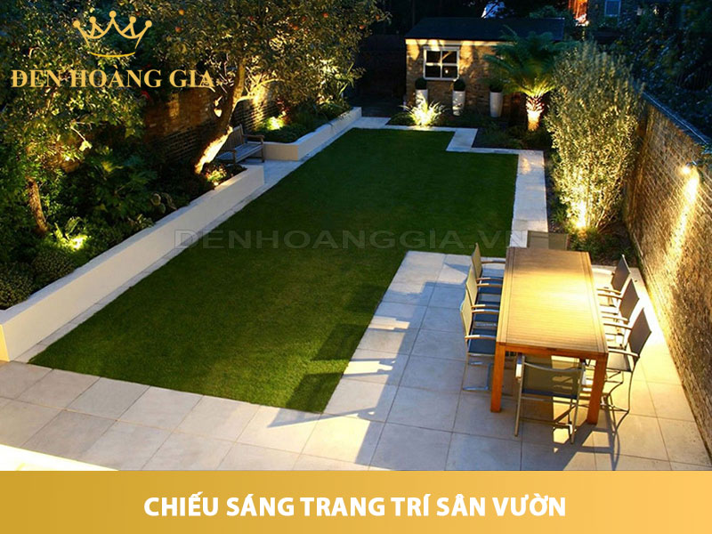 Chiếu sáng trang trí sân vườn
