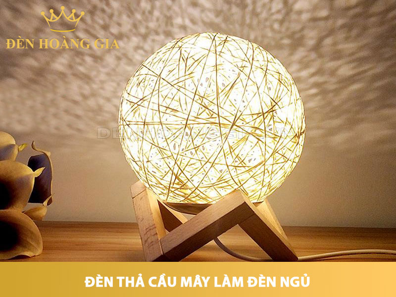 Đèn thả cầu mây được ứng dụng làm đèn ngủ