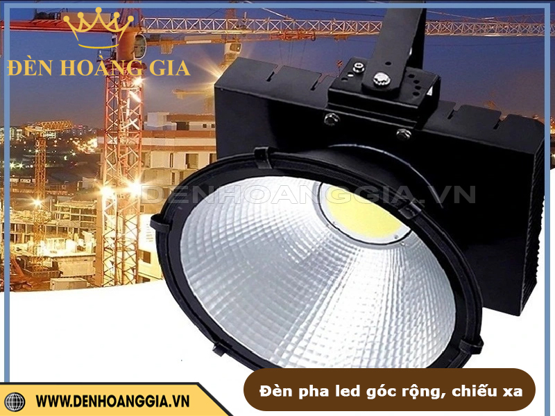 Đèn pha led góc chiếu rộng và chiếu xa