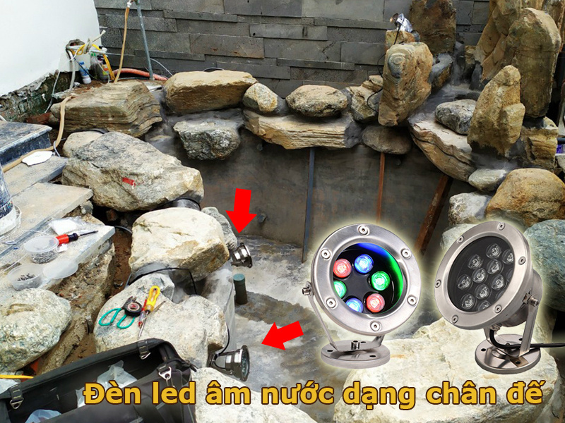 Đèn led âm nước hồ cá Koi dạng chân đế